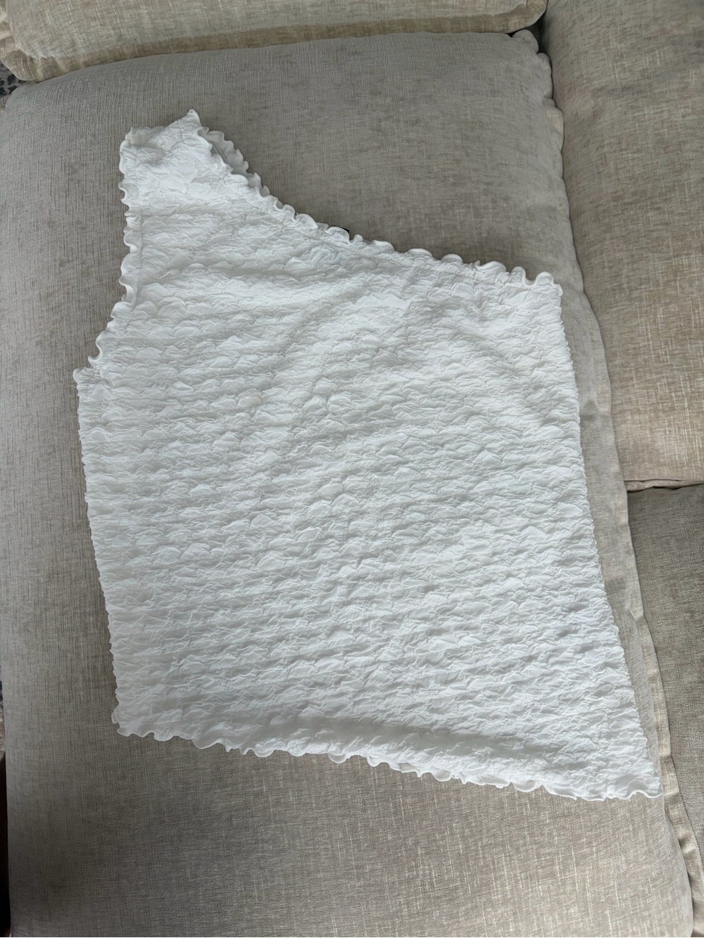 Divided White One-Shoulder Textured Tank Top